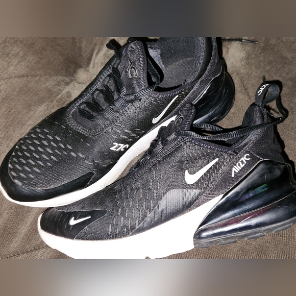 Nike Airmax 270s - Picture 1 of 4